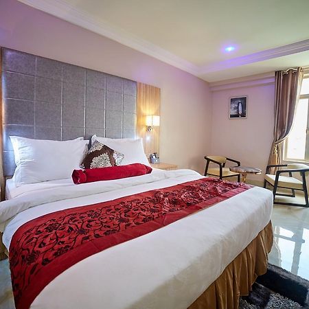 Corinthia Villa Hotel Abuja Esterno foto