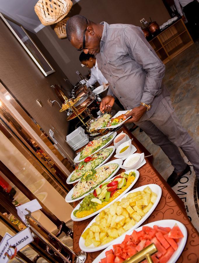 Corinthia Villa Hotel Abuja Esterno foto