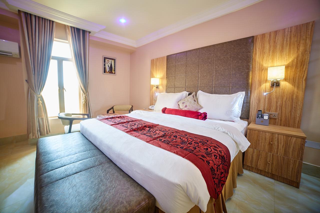 Corinthia Villa Hotel Abuja Esterno foto